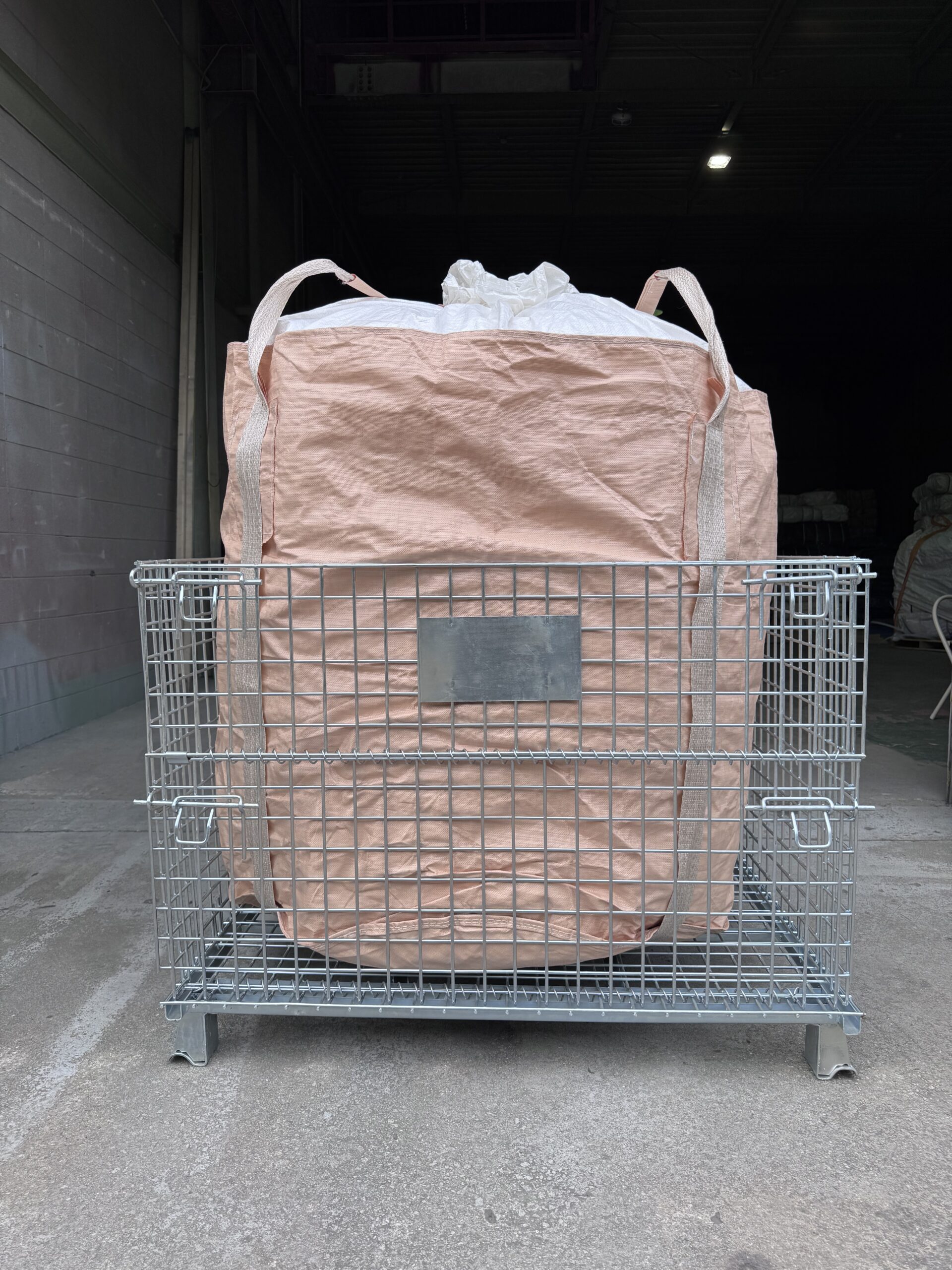 廃棄物の運搬・保管用にボックスパレット